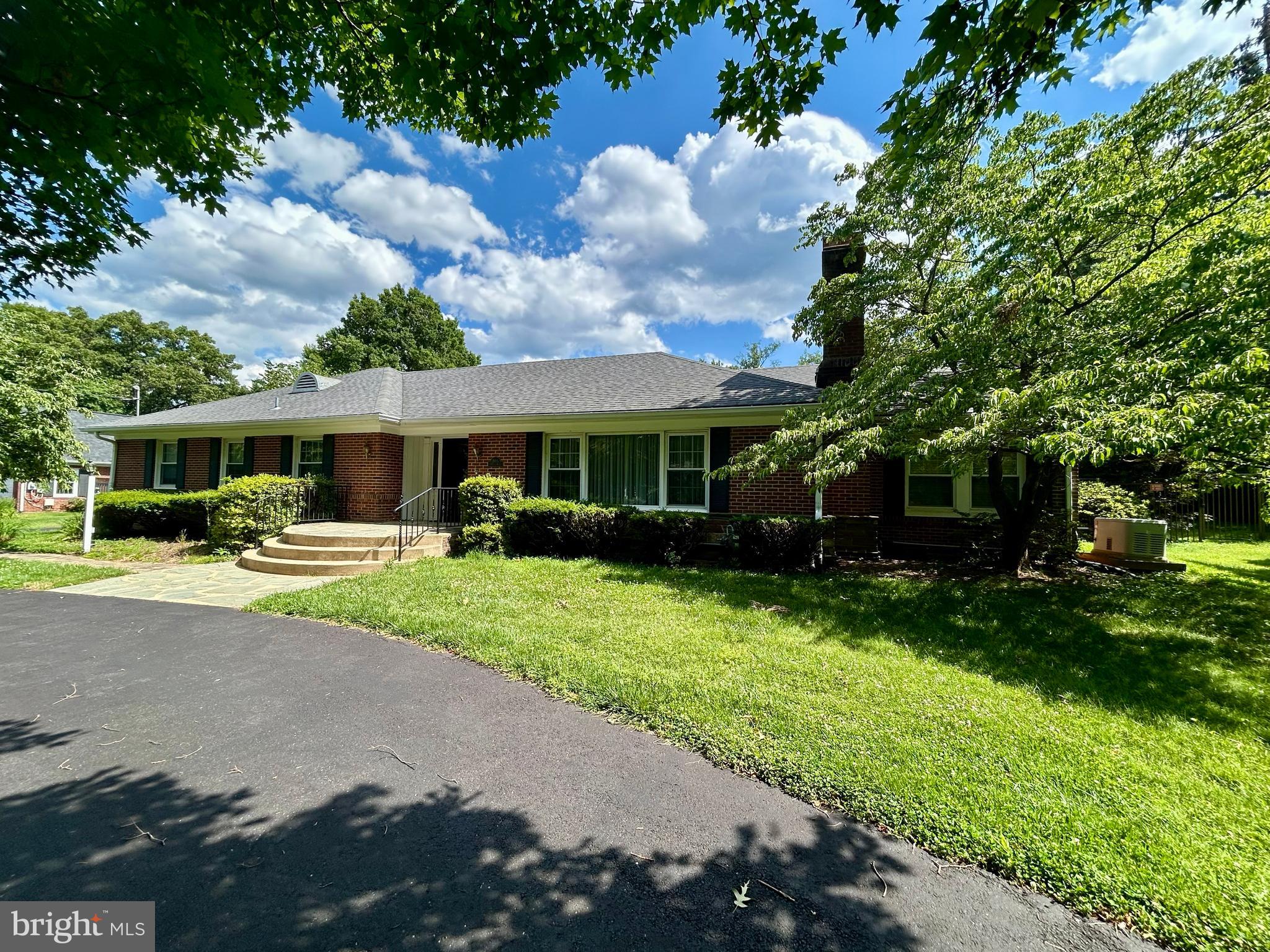 805 Orchard Way Silver Spring, MD 20904 - Photo 2 of 3