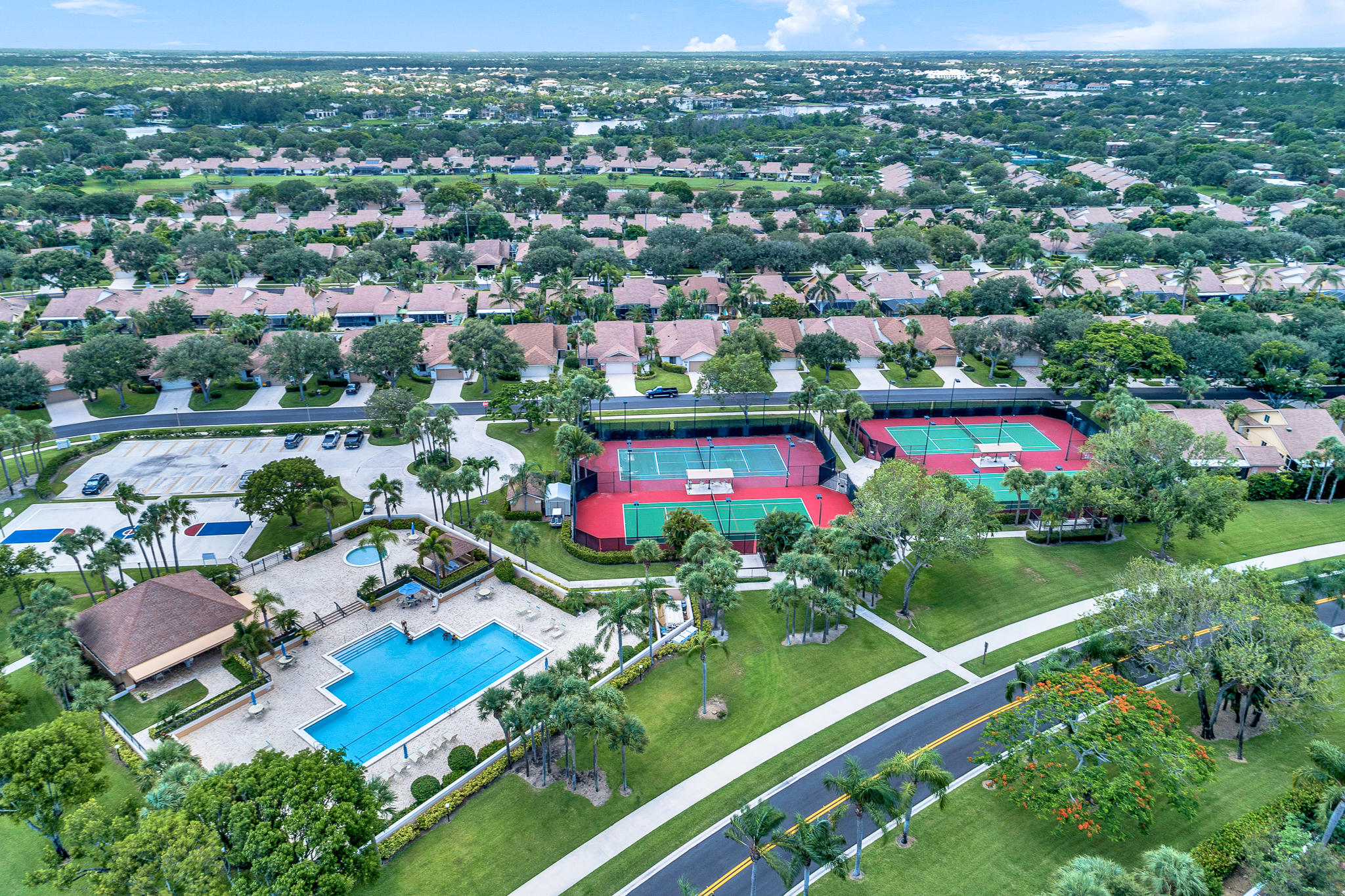 108 Seashore Drive Jupiter, FL 33477 - Photo 29 of 42 an aerial view of residential houses with outdoor space and street view