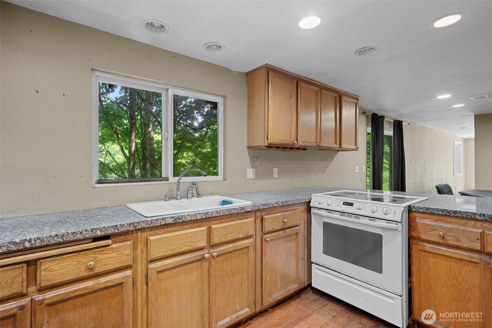 400 North Dubois Road Ariel, WA 98603 - Photo 9 of 34