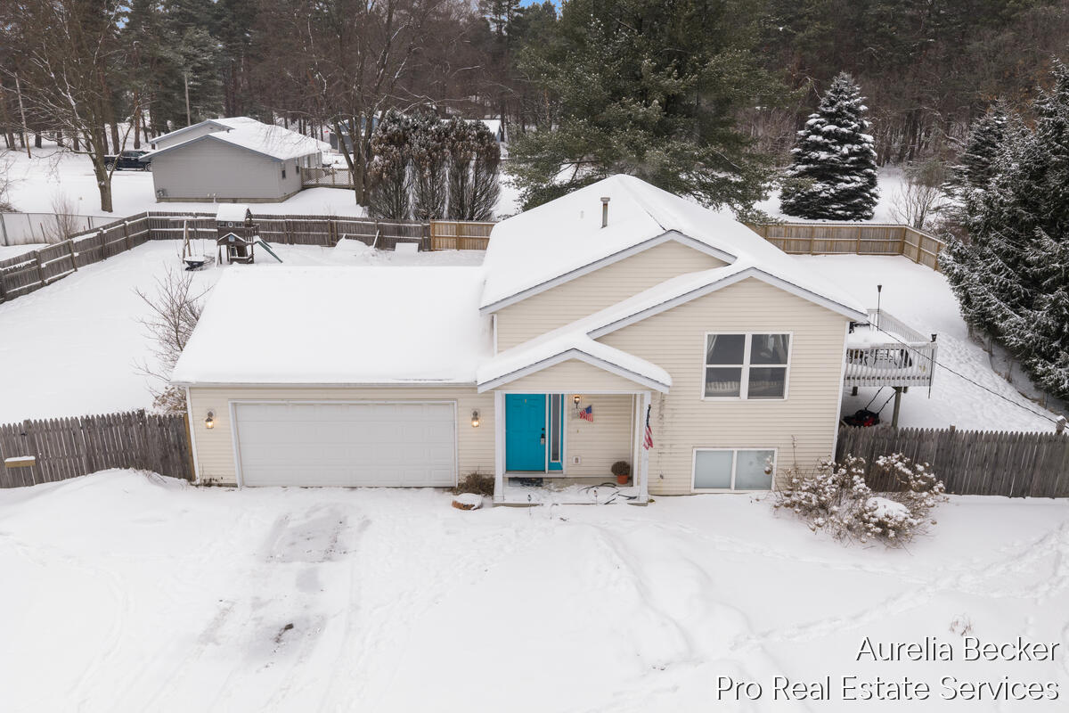 12411 14 Mile Road Northeast Greenville, MI 48838 - Photo 24 of 29 12411-14-Mile_201