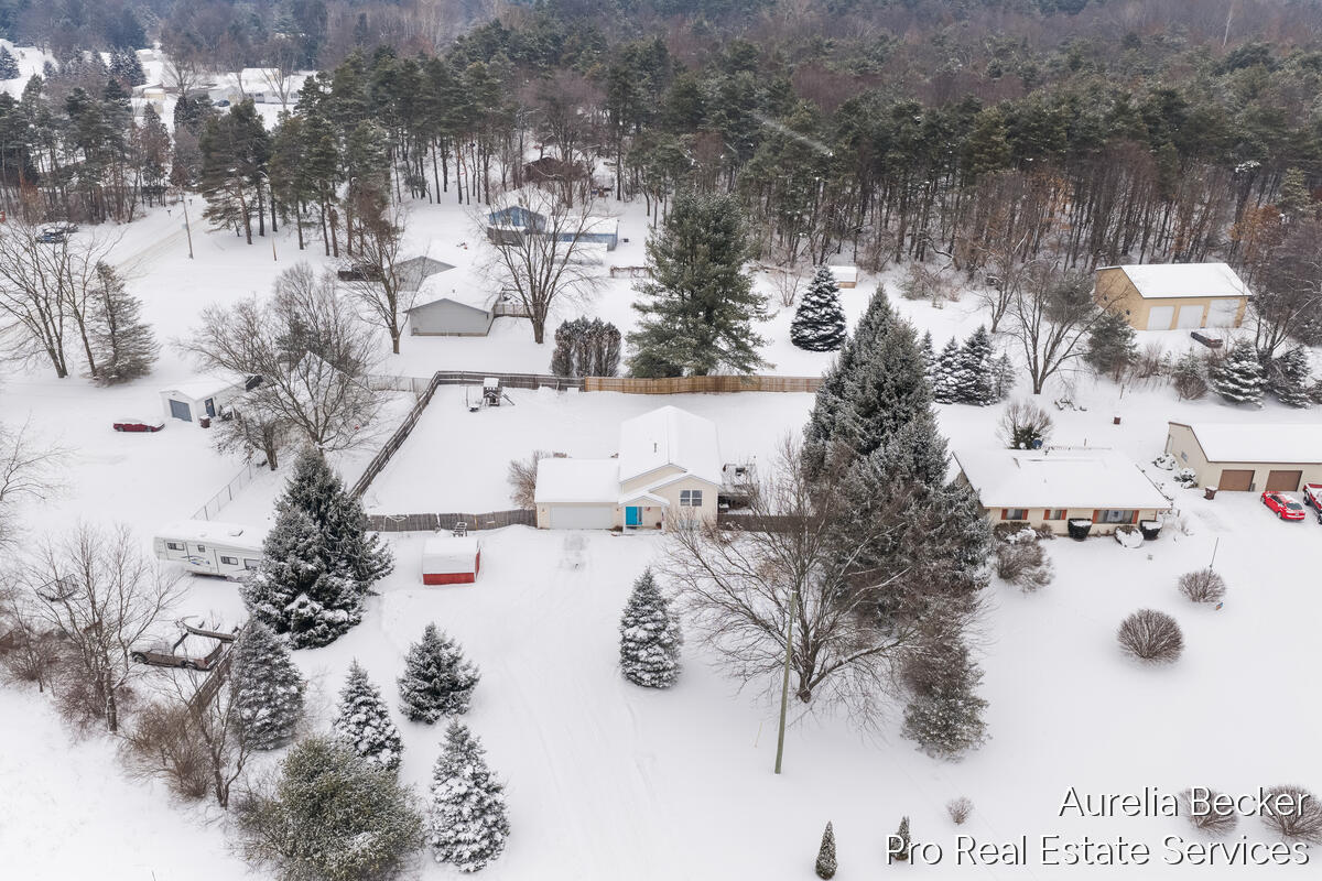 12411 14 Mile Road Northeast Greenville, MI 48838 - Photo 25 of 29 12411-14-Mile_202