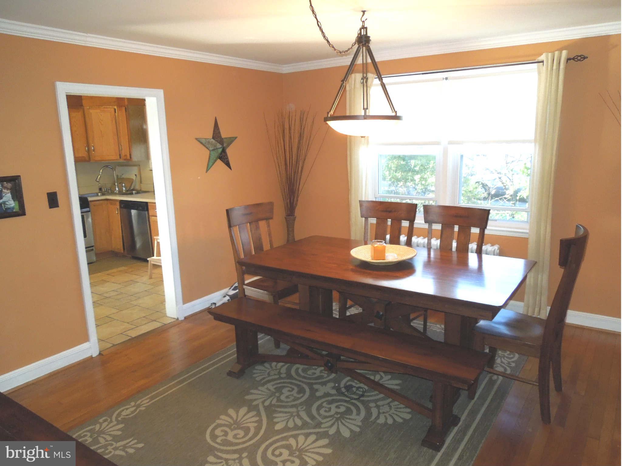 47 Cinder Road Lutherville-Timonium, MD 21093 - Photo 7 of 17 Dining Room