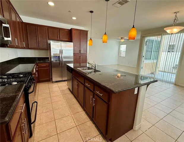 $3,200 | 2882 South Via Belamaria, Ontario, CA 91762