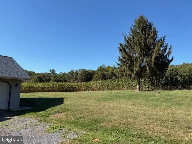 $2,600 | 370 Mill Road, Reinholds, PA 17569