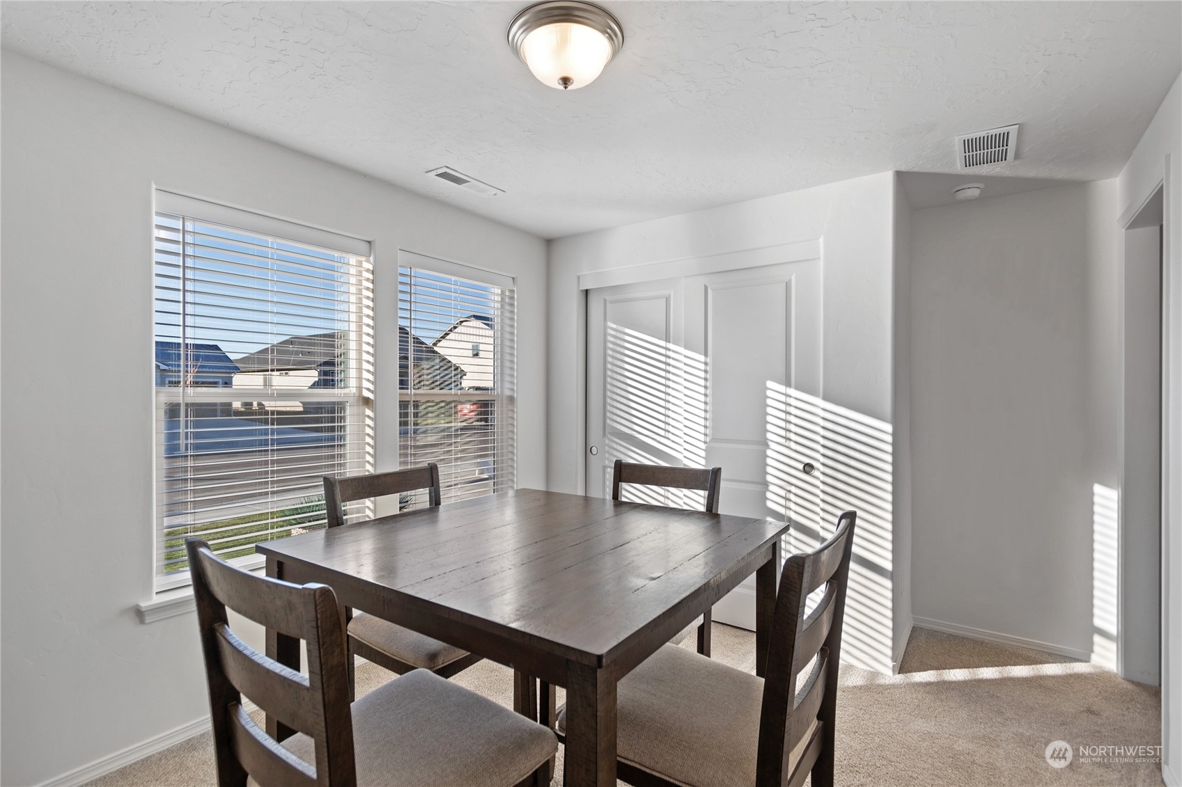 1918 Hickory Road Moses Lake, WA 98837 - Photo 8 of 12 Gallery Image 8