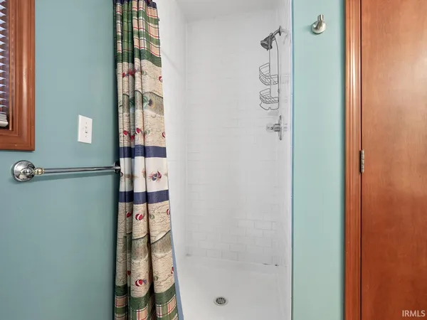 $269,000 | 919 South Haug Street, Syracuse, IN 46567