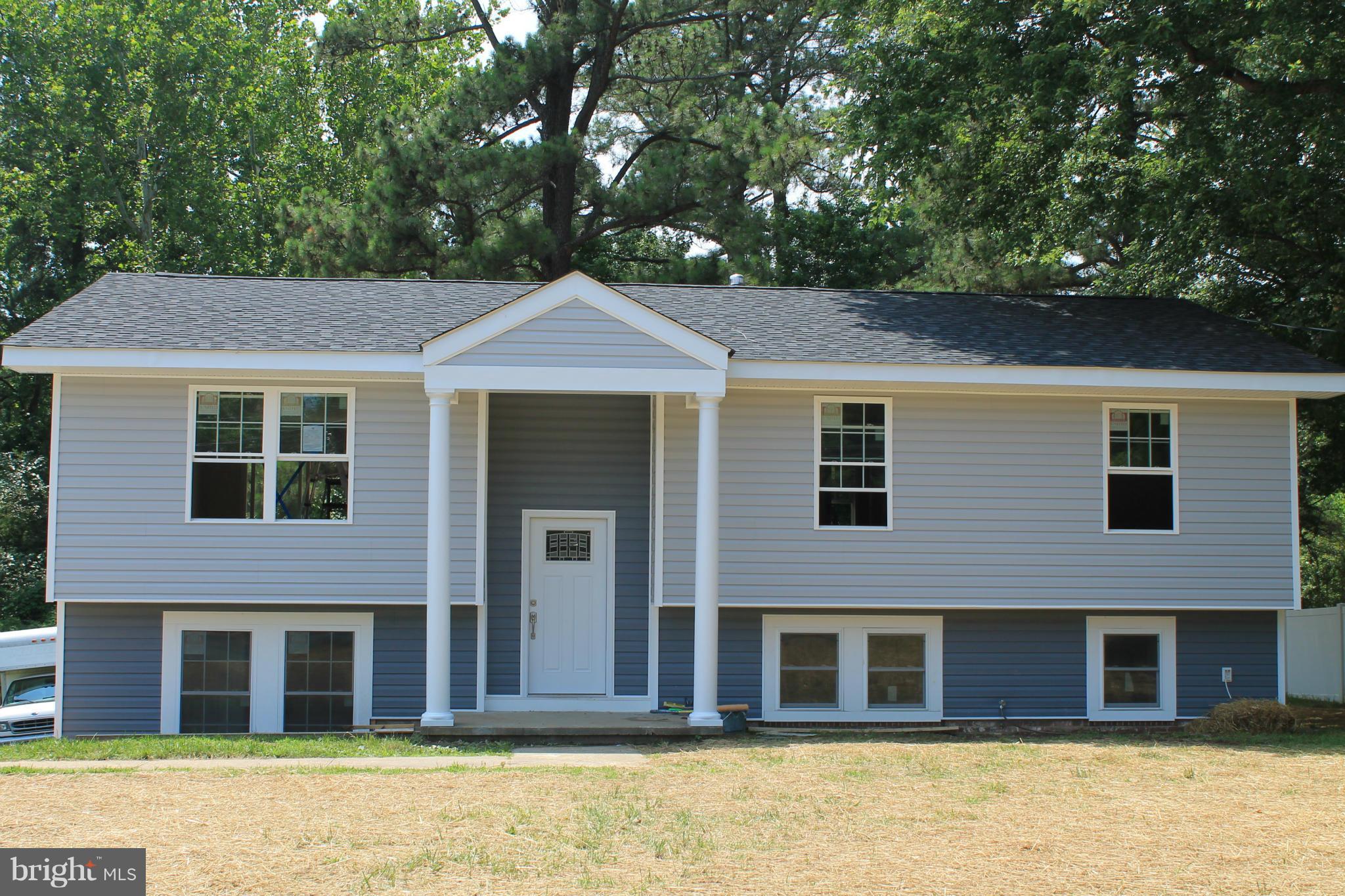 Exterior (Rear)
