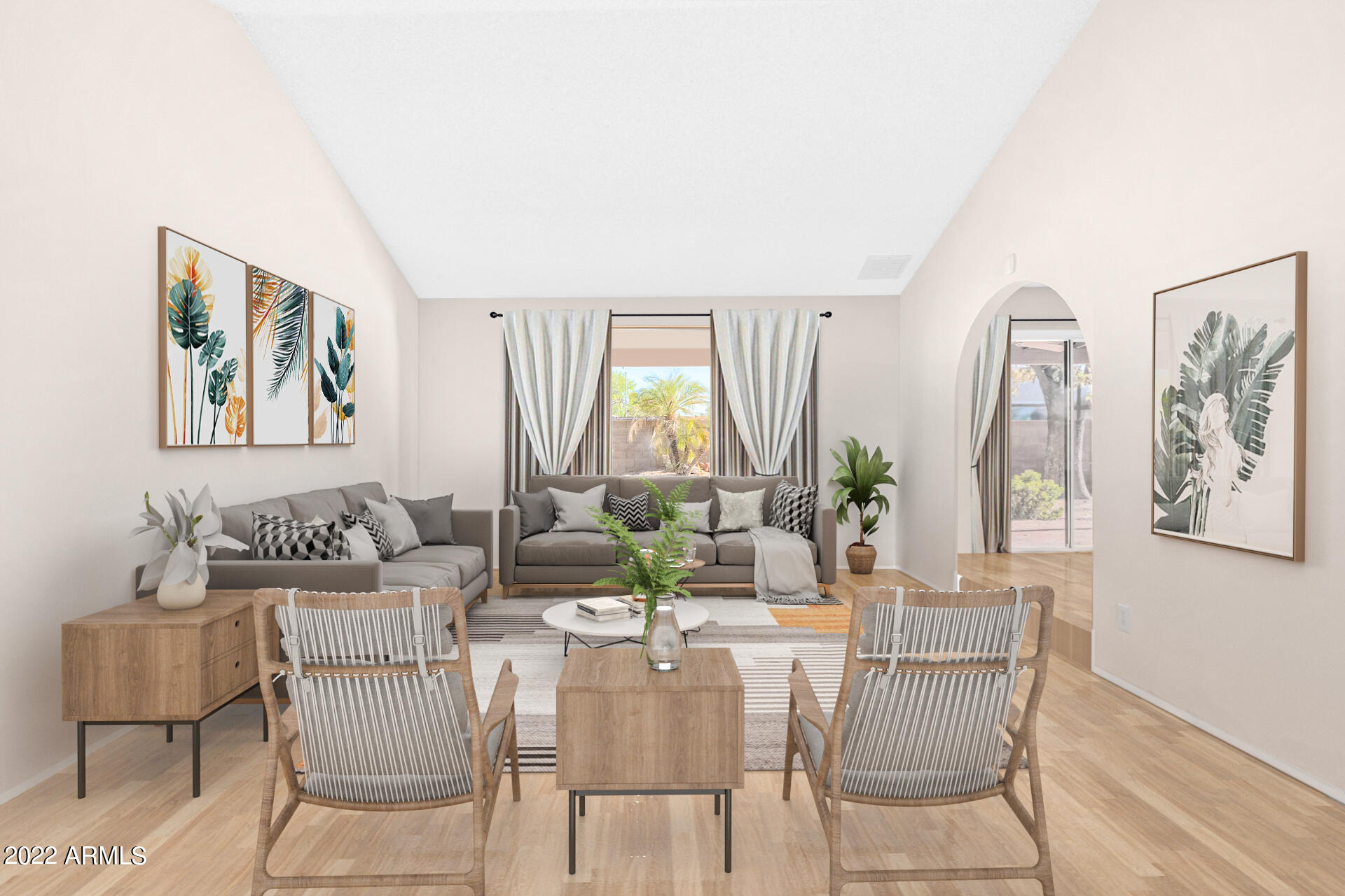 2439 West Hearn Road Phoenix, AZ 85023 - Photo 11 of 66 LV_BkYd_Hearn-4