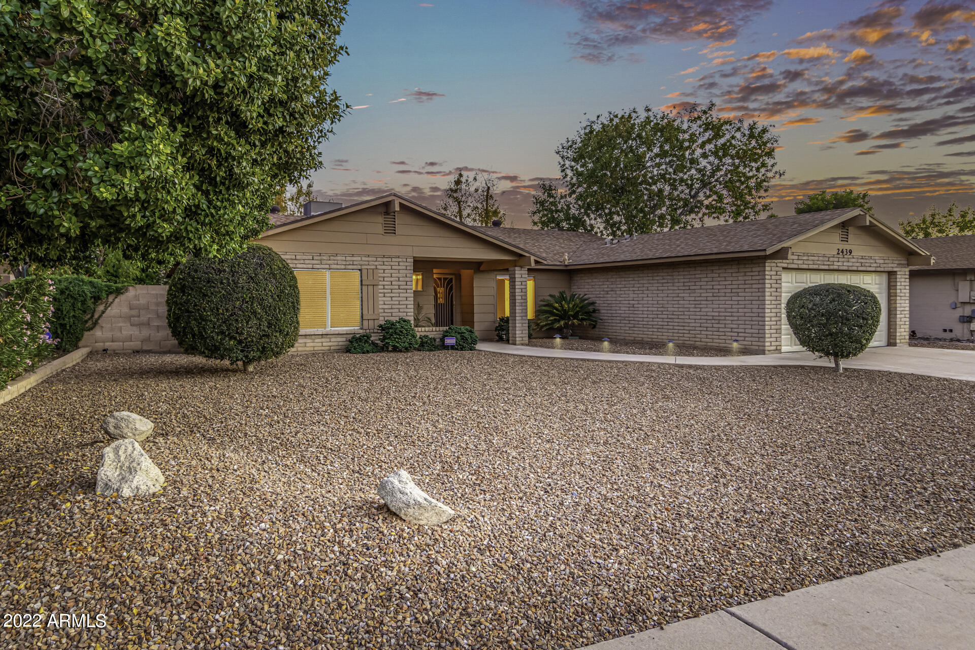 2439 West Hearn Road Phoenix, AZ 85023 - Photo 2 of 66 FR_TW_ANGLE