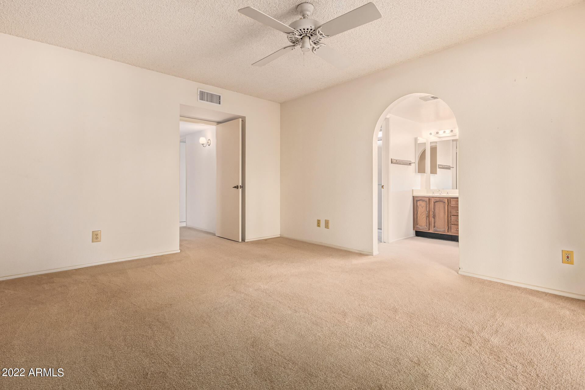 2439 West Hearn Road Phoenix, AZ 85023 - Photo 36 of 66 Master