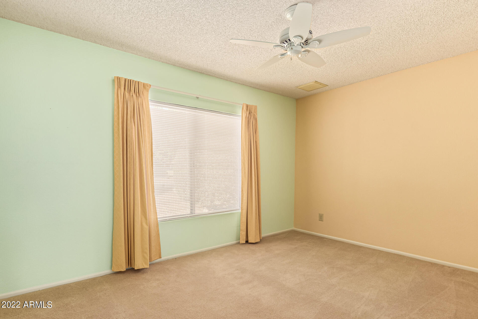 2439 West Hearn Road Phoenix, AZ 85023 - Photo 39 of 66 Guest_Bed_hearn
