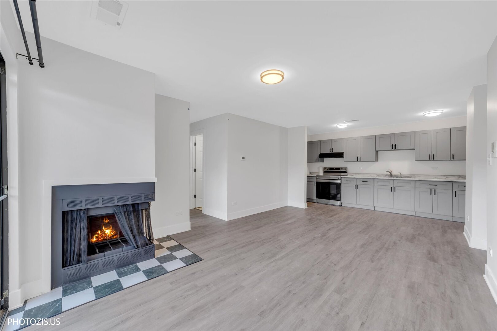 1955 North Hicks Road, Unit 105 Palatine, IL 60074 - Photo 4 of 25