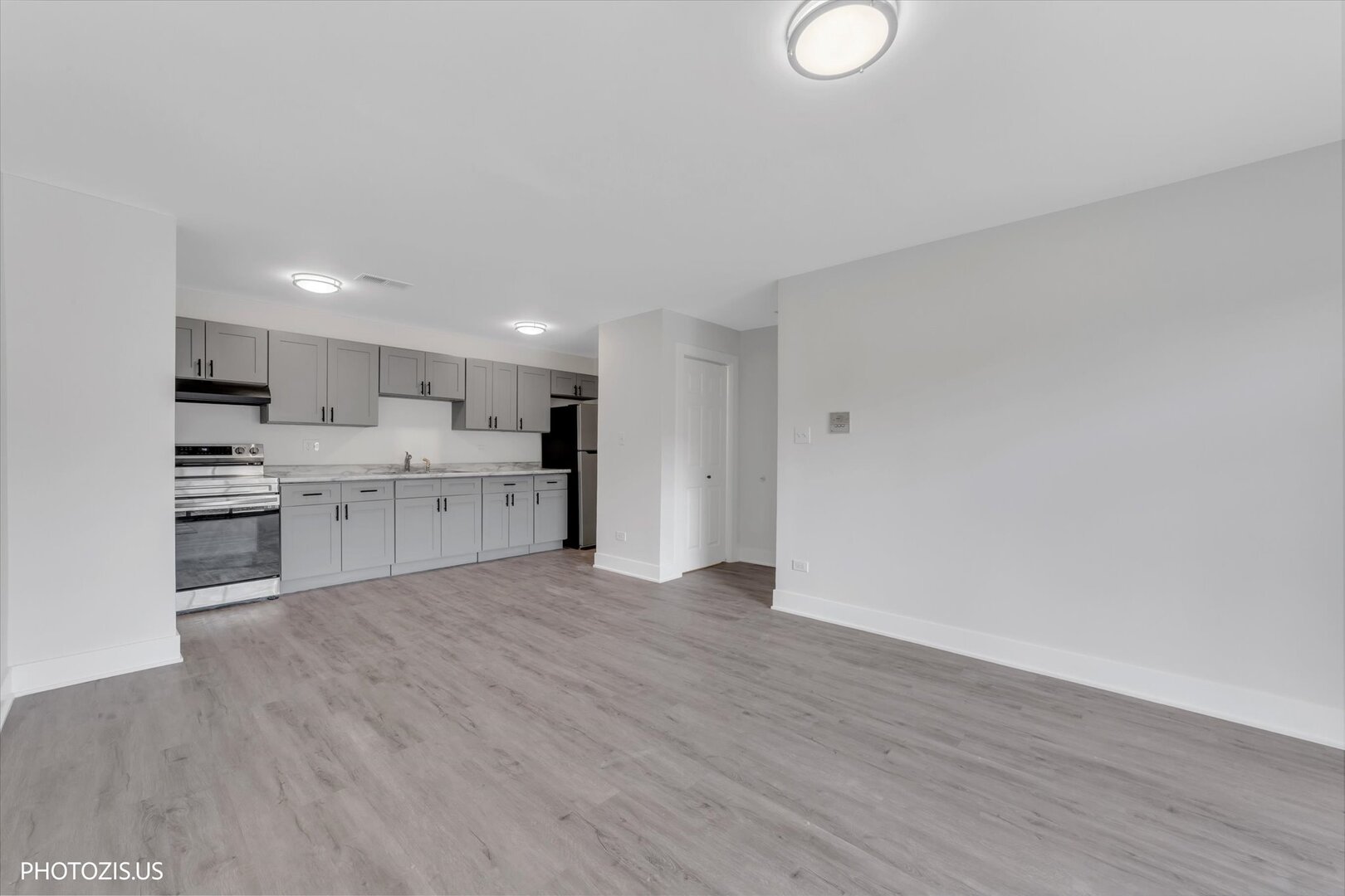 1955 North Hicks Road, Unit 105 Palatine, IL 60074 - Photo 7 of 25