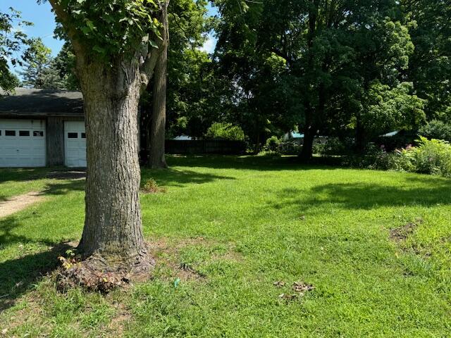 300 East Delaware Street Decatur, MI 49045 - Photo 4 of 6 IMG_6283