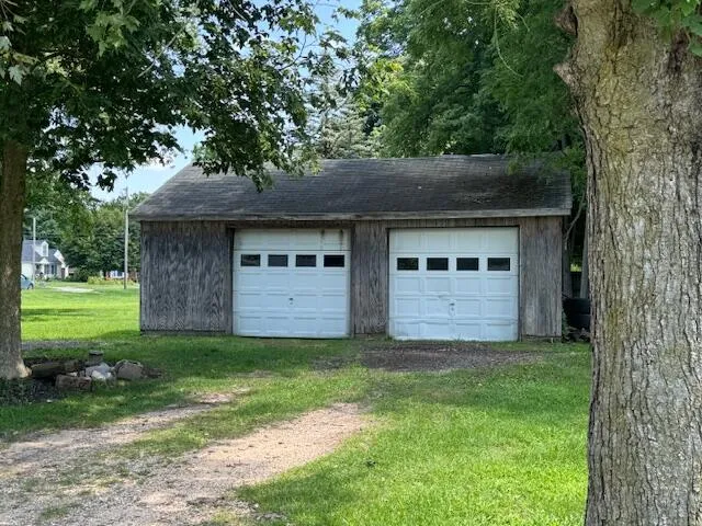 $55,000 | 300 East Delaware Street, Decatur, MI 49045