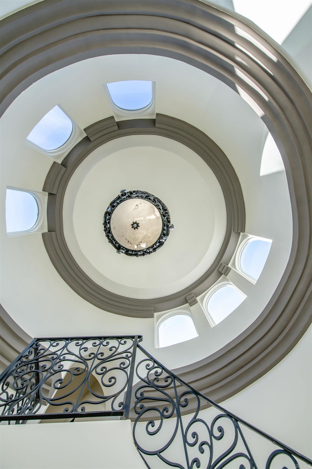 3209 James Drive Carlsbad, CA 92008 - Photo 6 of 65