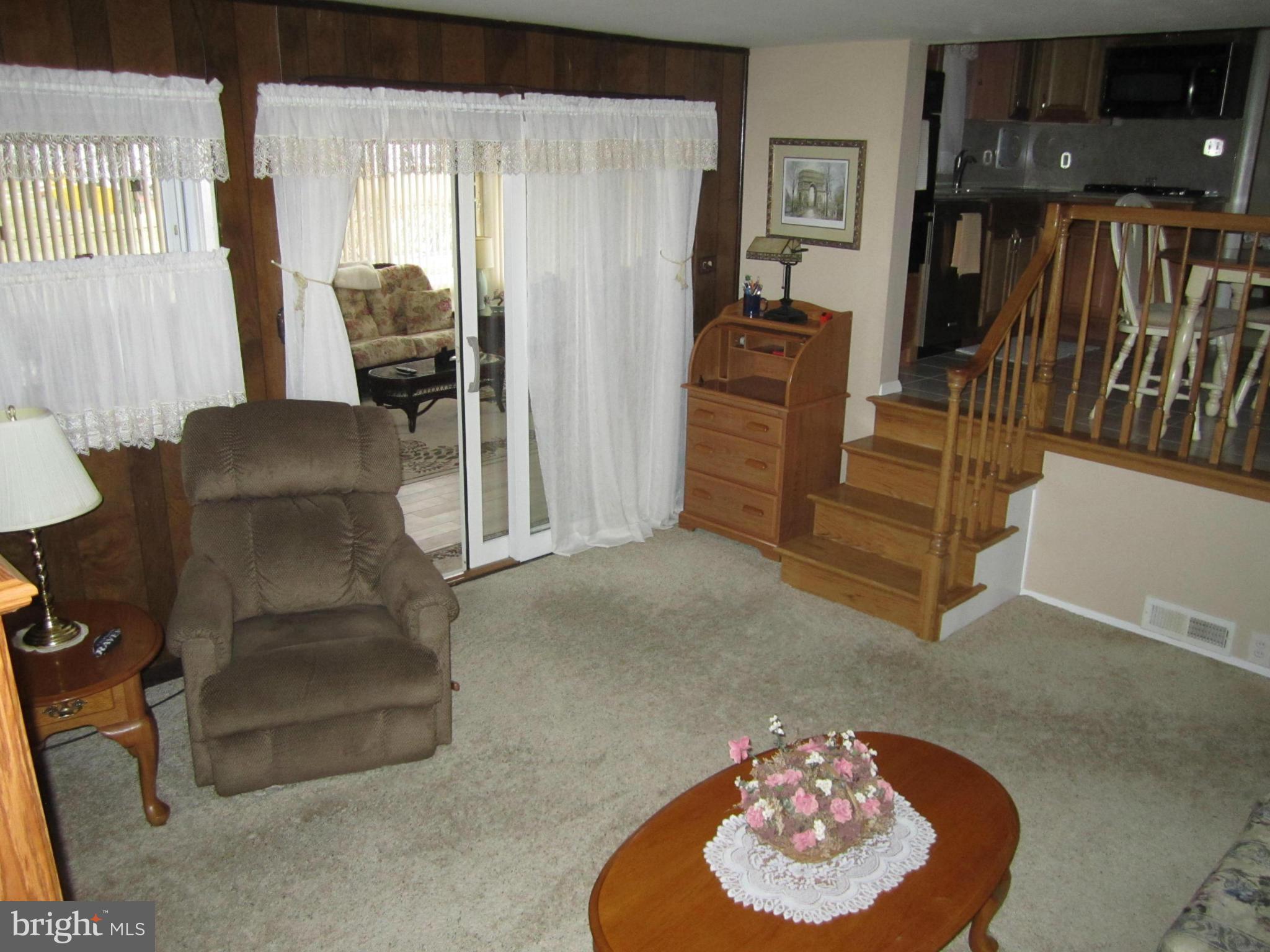 509 Sudbury Road Linthicum Heights, MD 21090 - Photo 15 of 27 Family Room