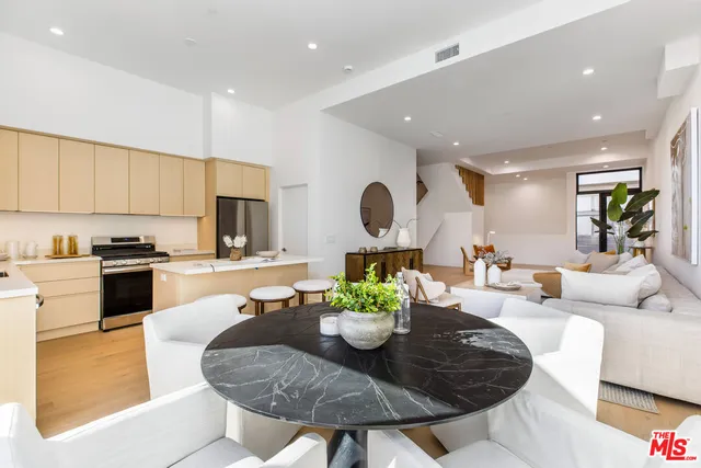 $7,950 | 3808 College Avenue, Unit 4, Culver City, CA 90232