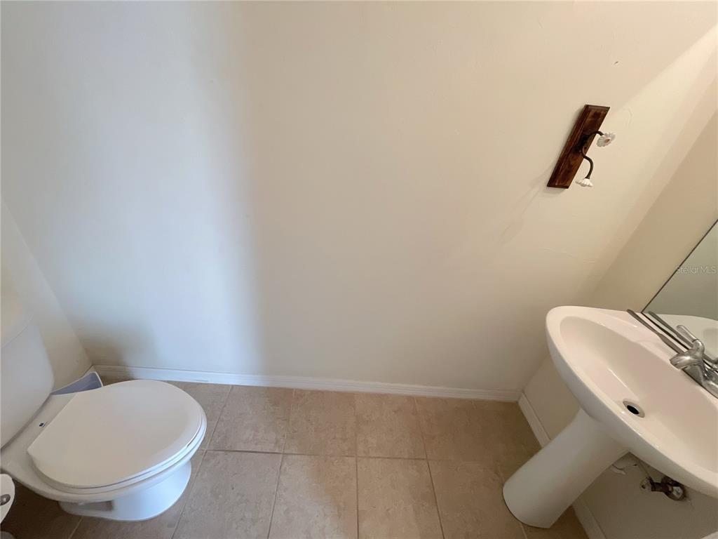 1559 Northwest 29 Road, Unit 5 Gainesville, FL 32605 - Photo 26 of 33