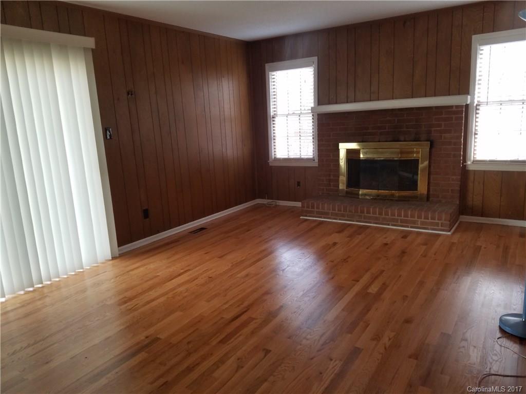 8332 Castlekeep Road, Unit 14 Charlotte, NC 28226 - Photo 10 of 22 Gallery Image 10