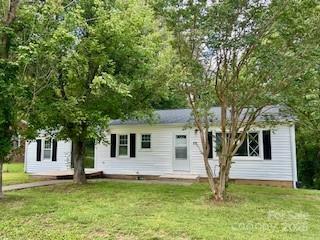 175 Kathy Street Marion, NC 28752 - Photo 2 of 33
