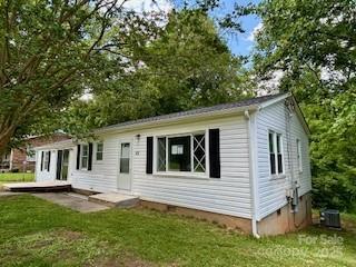 175 Kathy Street Marion, NC 28752 - Photo 4 of 33