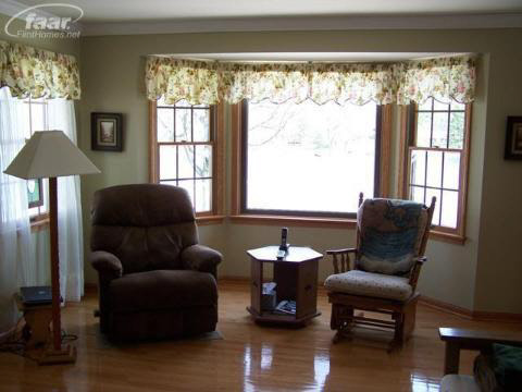 6380 Bullard Road Fenton, MI 48430 - Photo 5 of 21 20354206-4.JPG