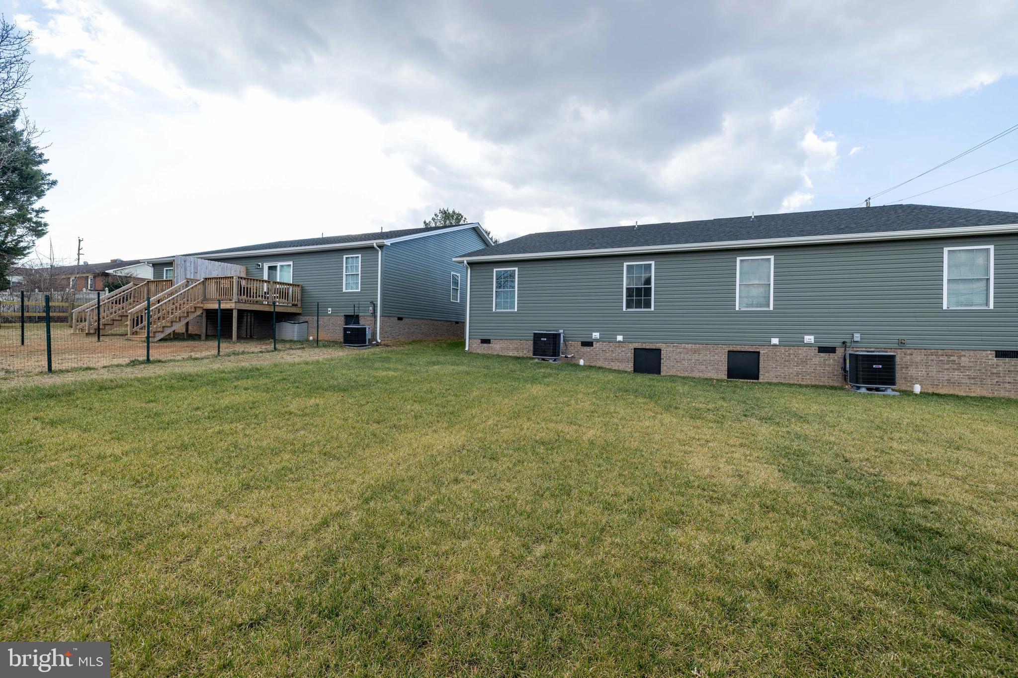 103 6th Avenue Luray, VA 22835 - Photo 37 of 58 a view of a house with yard and sitting area