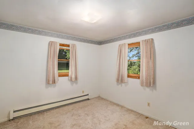 $212,999 | 1890 Coral Road Northeast, Edmore, MI 48829