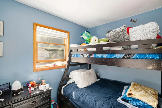 $212,999 | 1890 Coral Road Northeast, Edmore, MI 48829