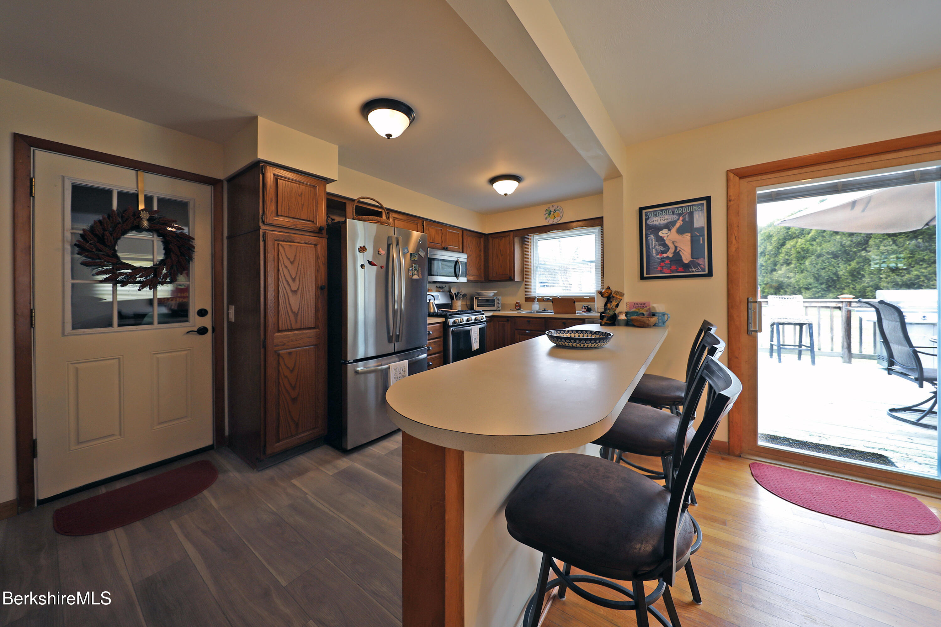 111 Oak Hill Road Pittsfield, MA 01201 - Photo 15 of 36 Dining Island