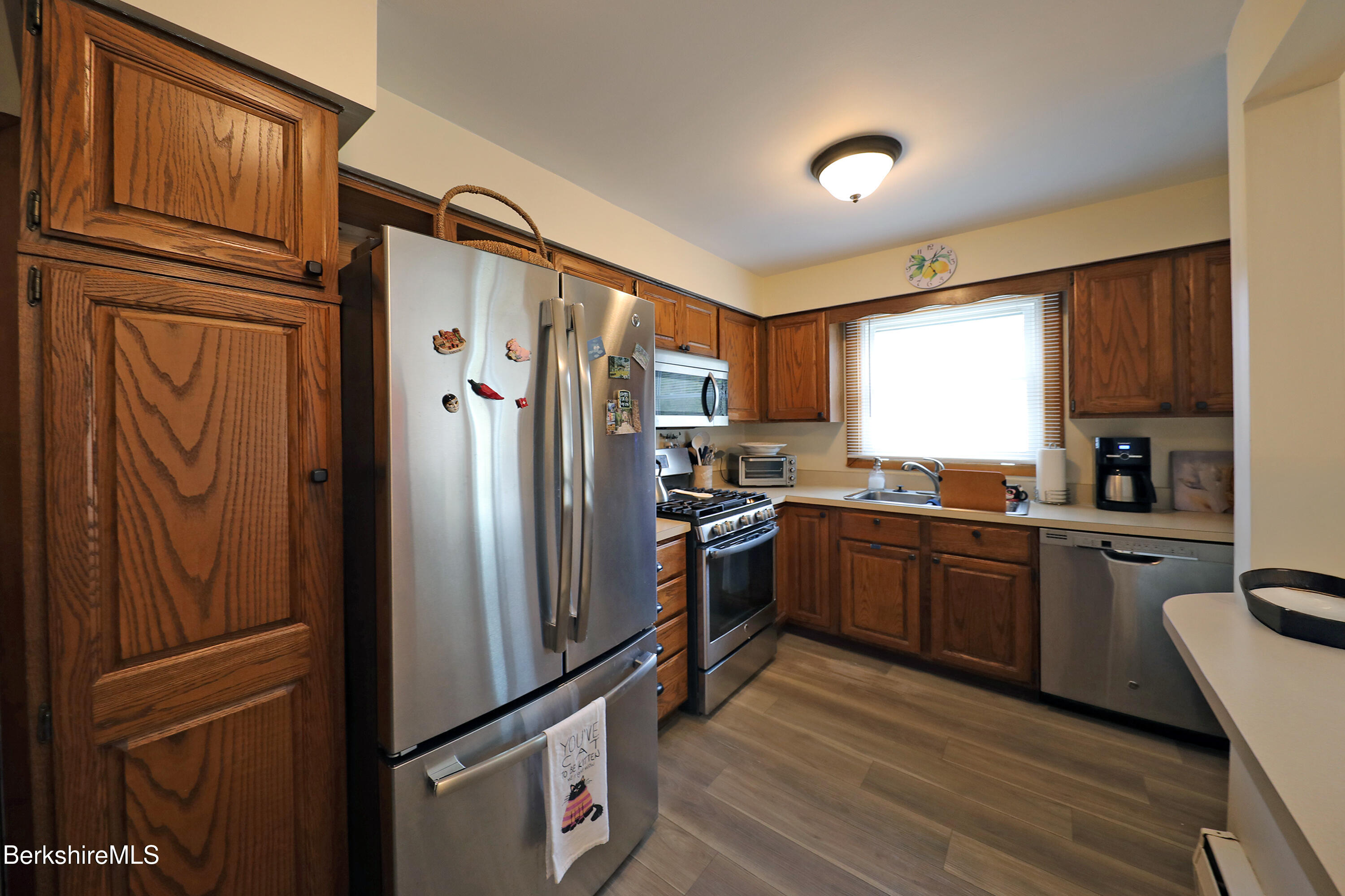 111 Oak Hill Road Pittsfield, MA 01201 - Photo 16 of 36 Kitchen