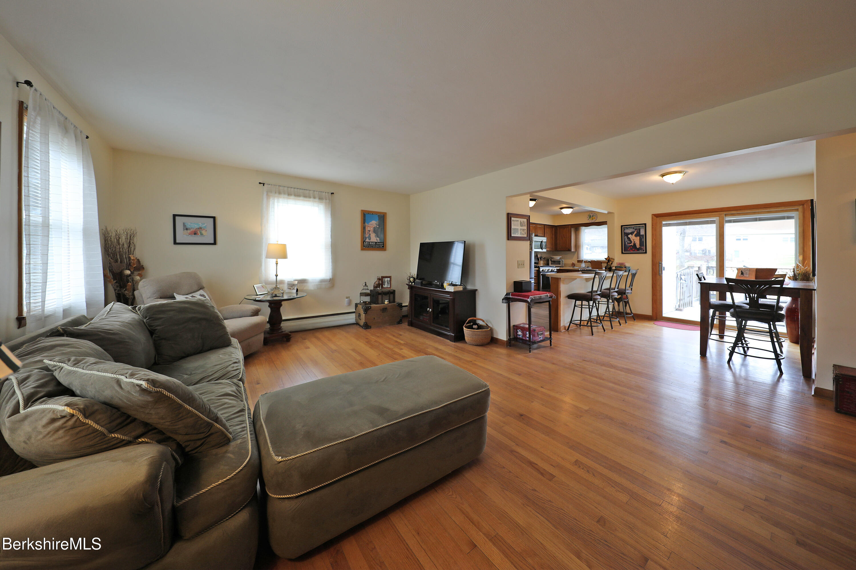 111 Oak Hill Road Pittsfield, MA 01201 - Photo 10 of 36 Open Living to Dining