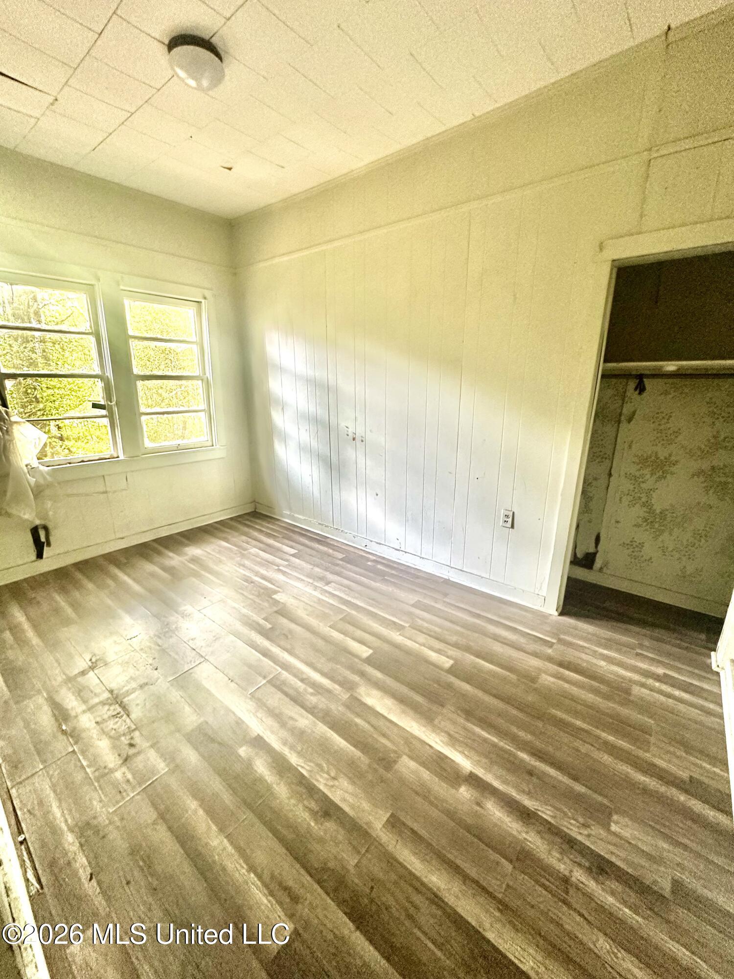 818 North Jackson Street Brookhaven, MS 39601 - Photo 12 of 19 third bedroom