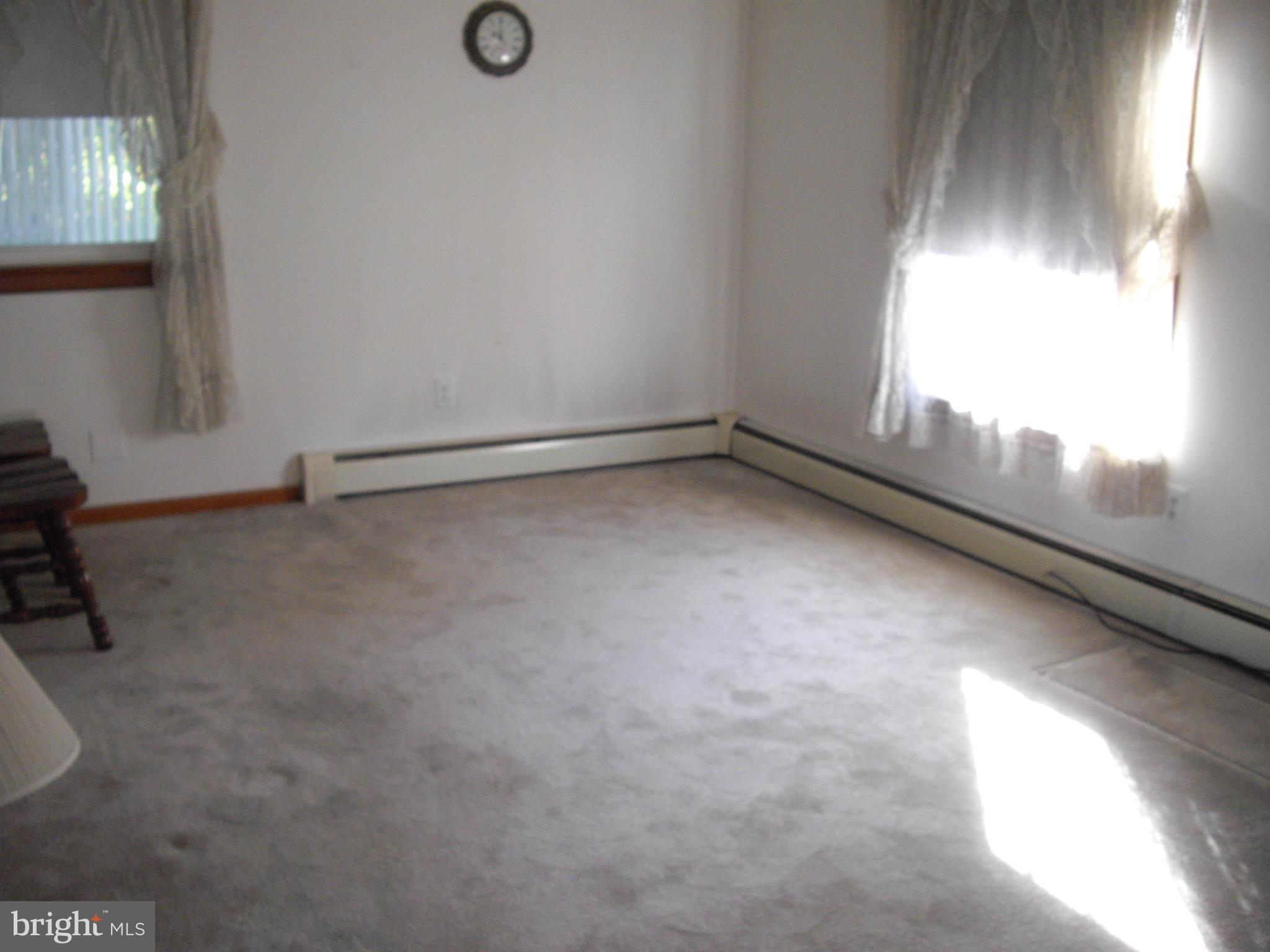 8640 Ridge Road Ellicott City, MD 21043 - Photo 5 of 9 Living Room
