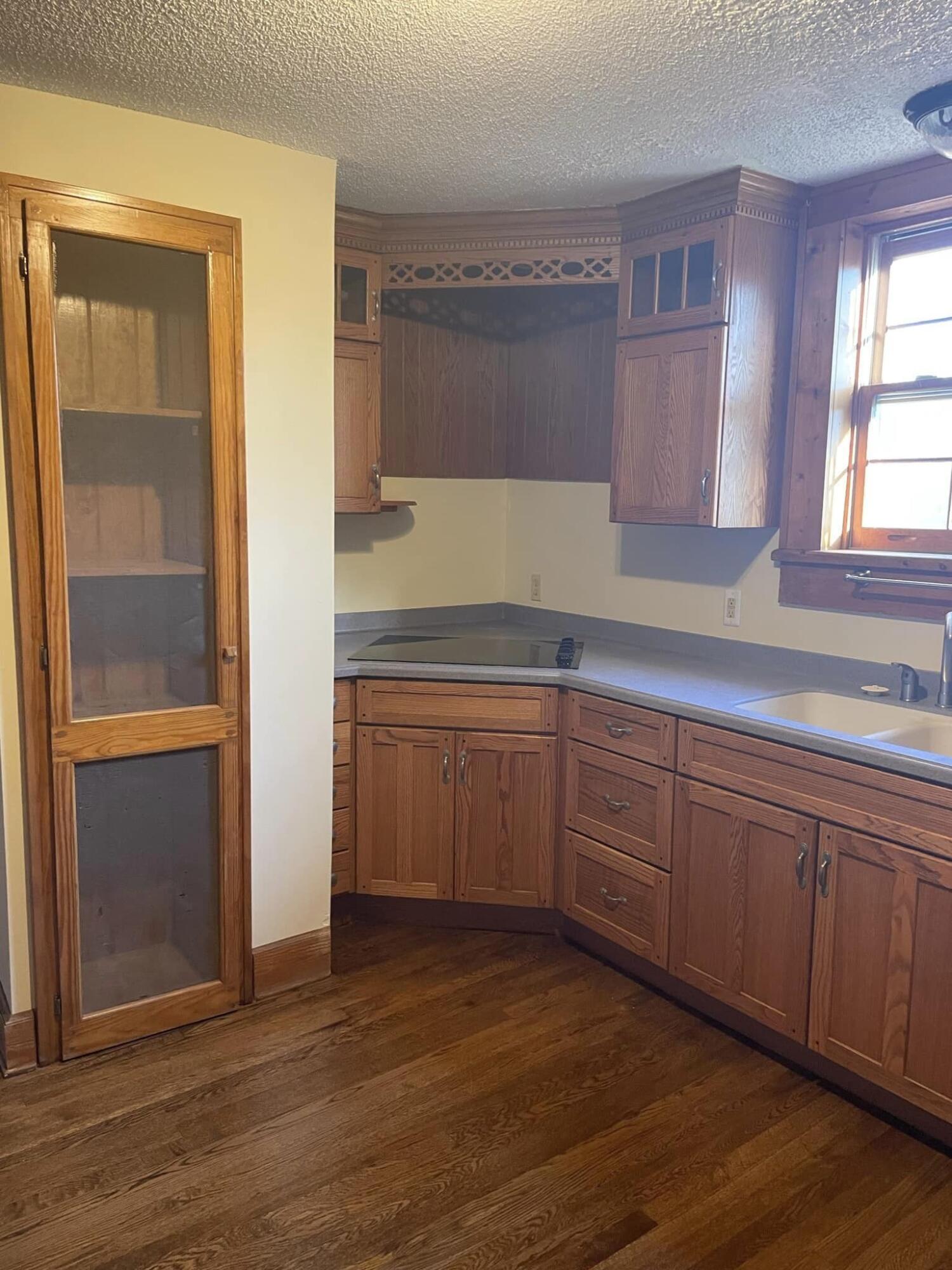 804 Cherokee Road, Unit 3 Johnson City, TN 37604 - Photo 3 of 9 347591584_273922521662973_62818377873842
