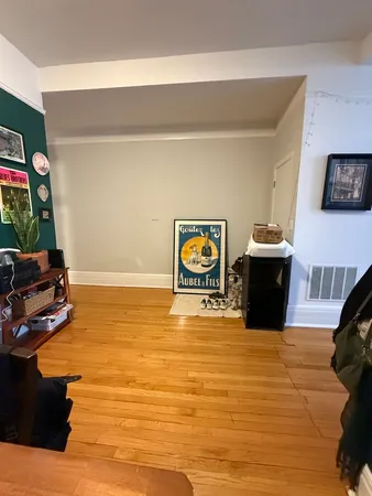 $3,450 | 12 West Chestnut Street, Unit 2, Chicago, IL 60610