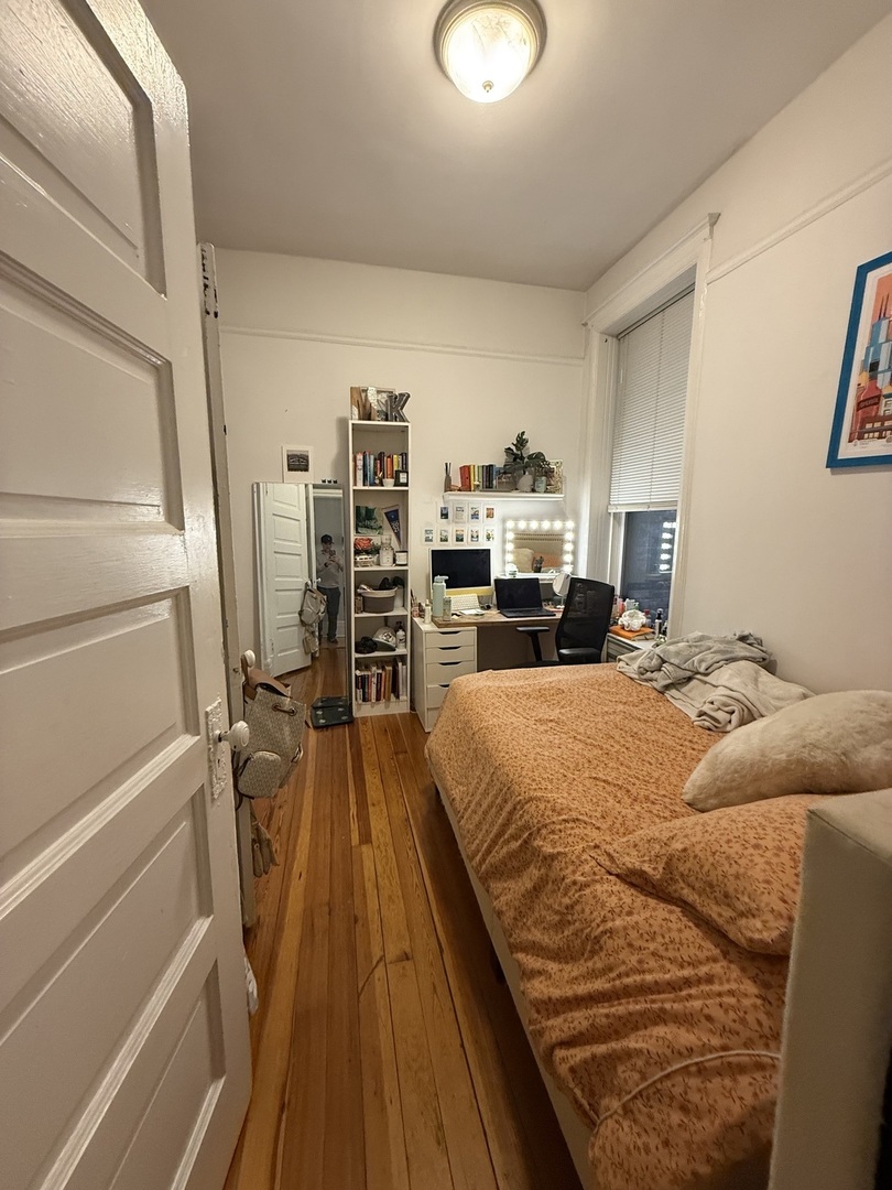 12 West Chestnut Street, Unit 2 Chicago, IL 60610 - Photo 13 of 23