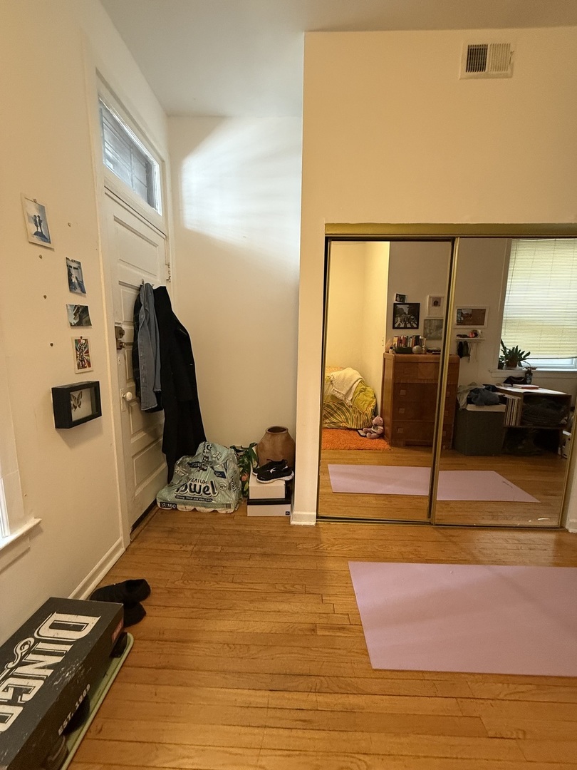 12 West Chestnut Street, Unit 2 Chicago, IL 60610 - Photo 4 of 23