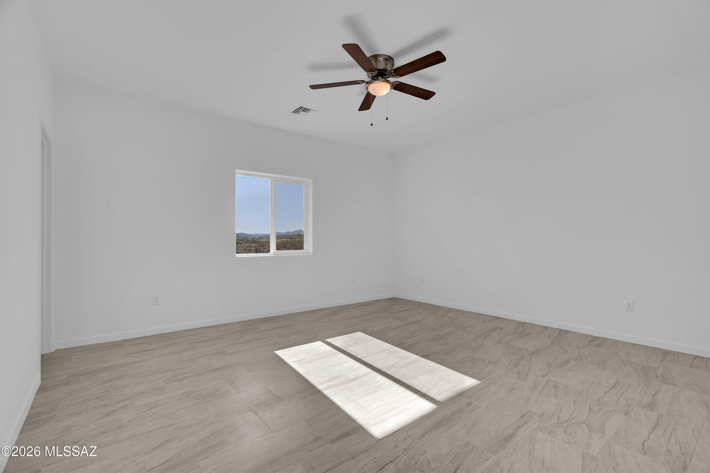 1024 Camarosa Court Rio Rico, AZ 85648 - Photo 14 of 40 21 Camarosa