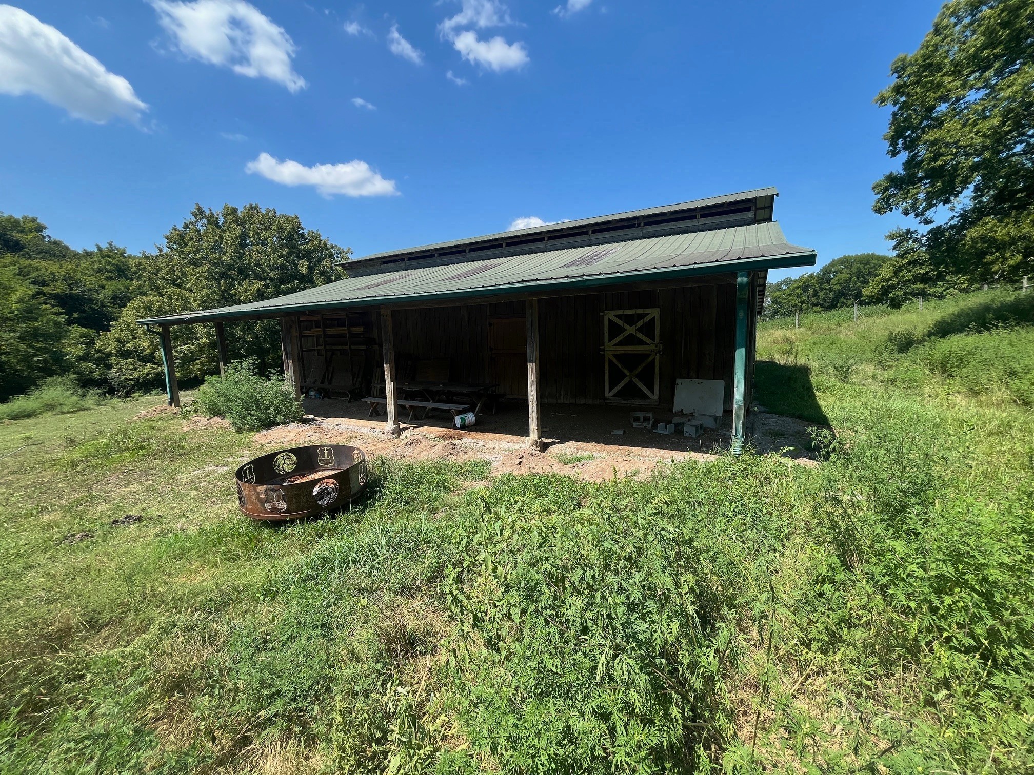 1450 Donna Road Lewisburg, TN 37091 - Photo 29 of 33 a view of a car in front of house