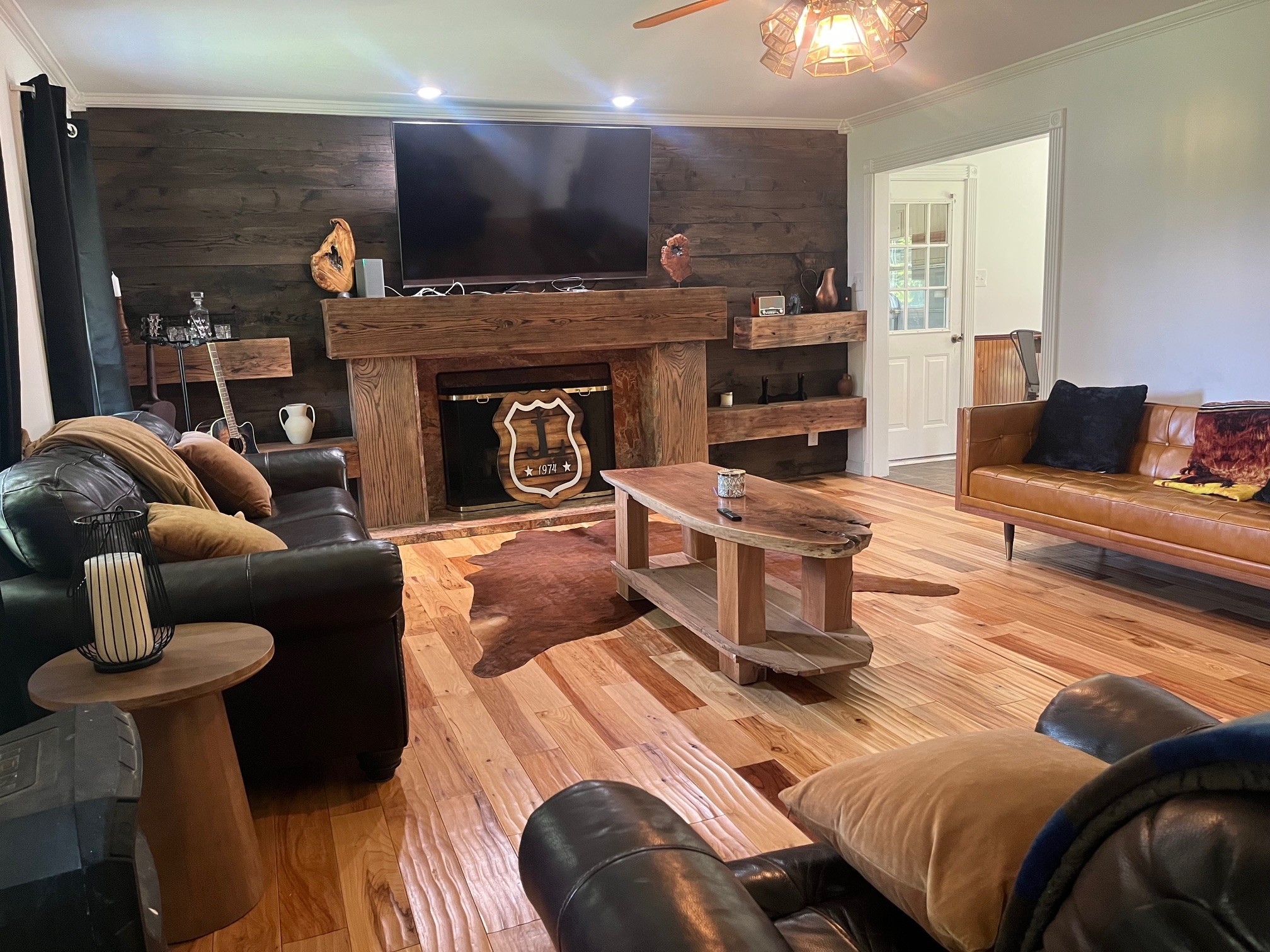 1450 Donna Road Lewisburg, TN 37091 - Photo 5 of 33 a living room with furniture and a fireplace