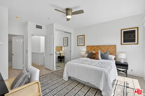 $1,150,000 | 1436 20th Street, Unit 15, Santa Monica, CA 90404