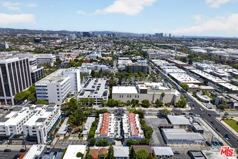 $1,150,000 | 1436 20th Street, Unit 15, Santa Monica, CA 90404