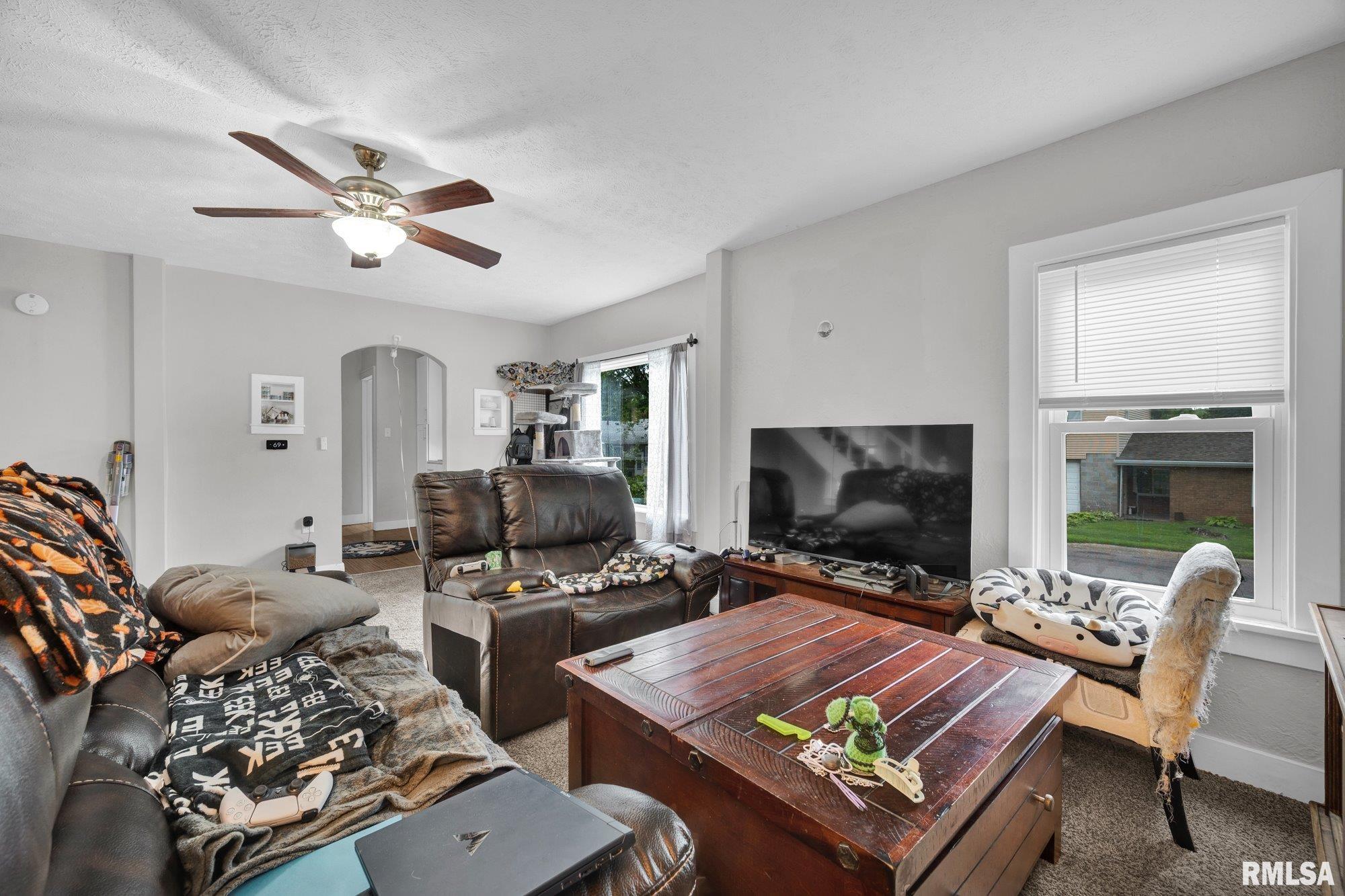 431 Doering Road East Peoria, IL 61611 - Photo 4 of 19