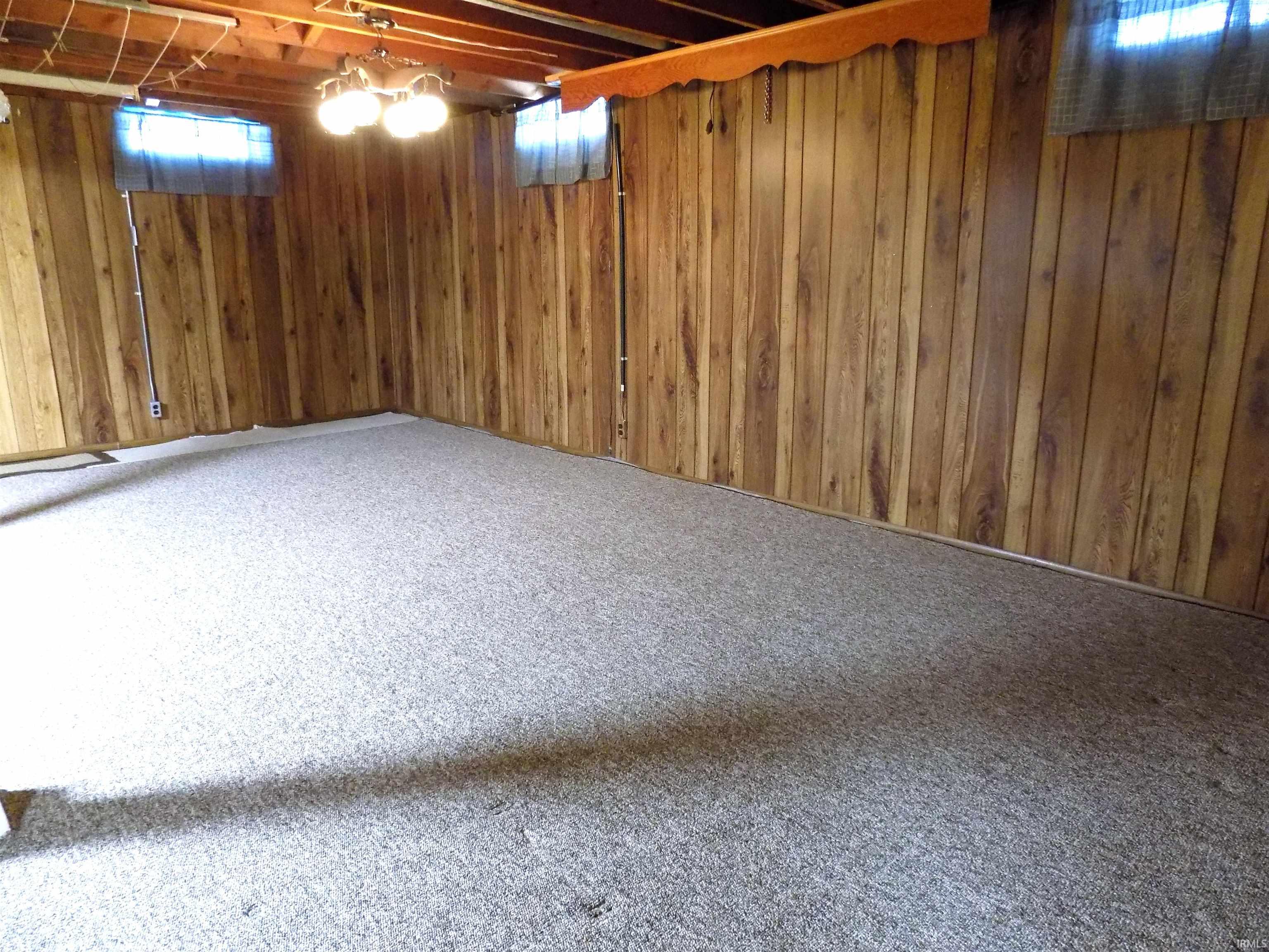 1427 Ryer Street South Bend, IN 46628 - Photo 15 of 19 Gallery Image 15