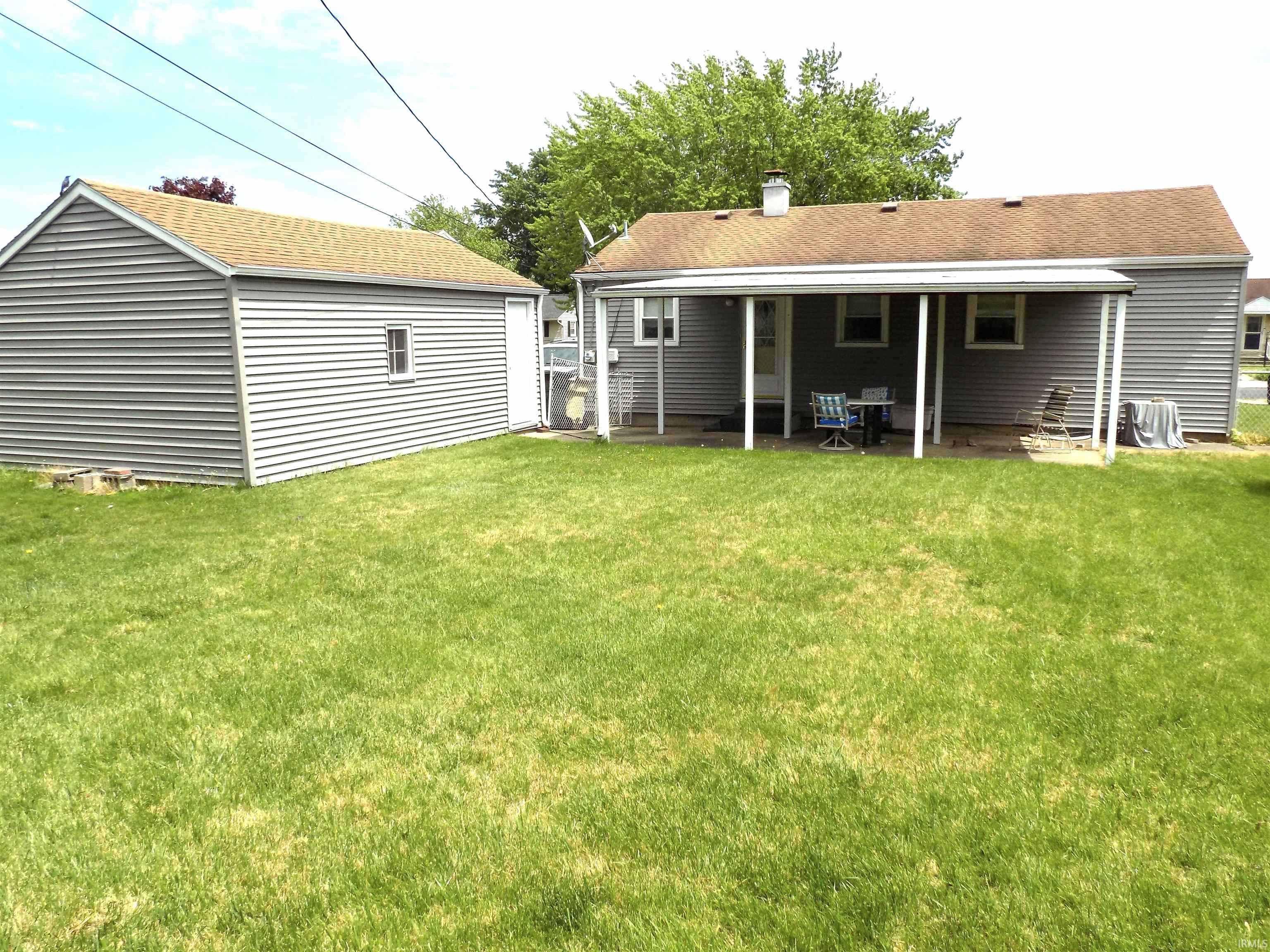 1427 Ryer Street South Bend, IN 46628 - Photo 17 of 19 Gallery Image 17