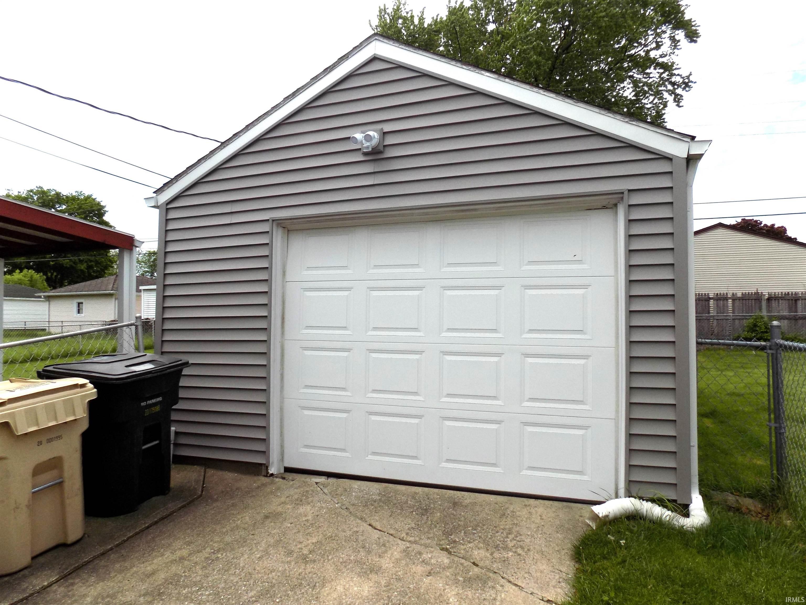 1427 Ryer Street South Bend, IN 46628 - Photo 18 of 19 Gallery Image 18