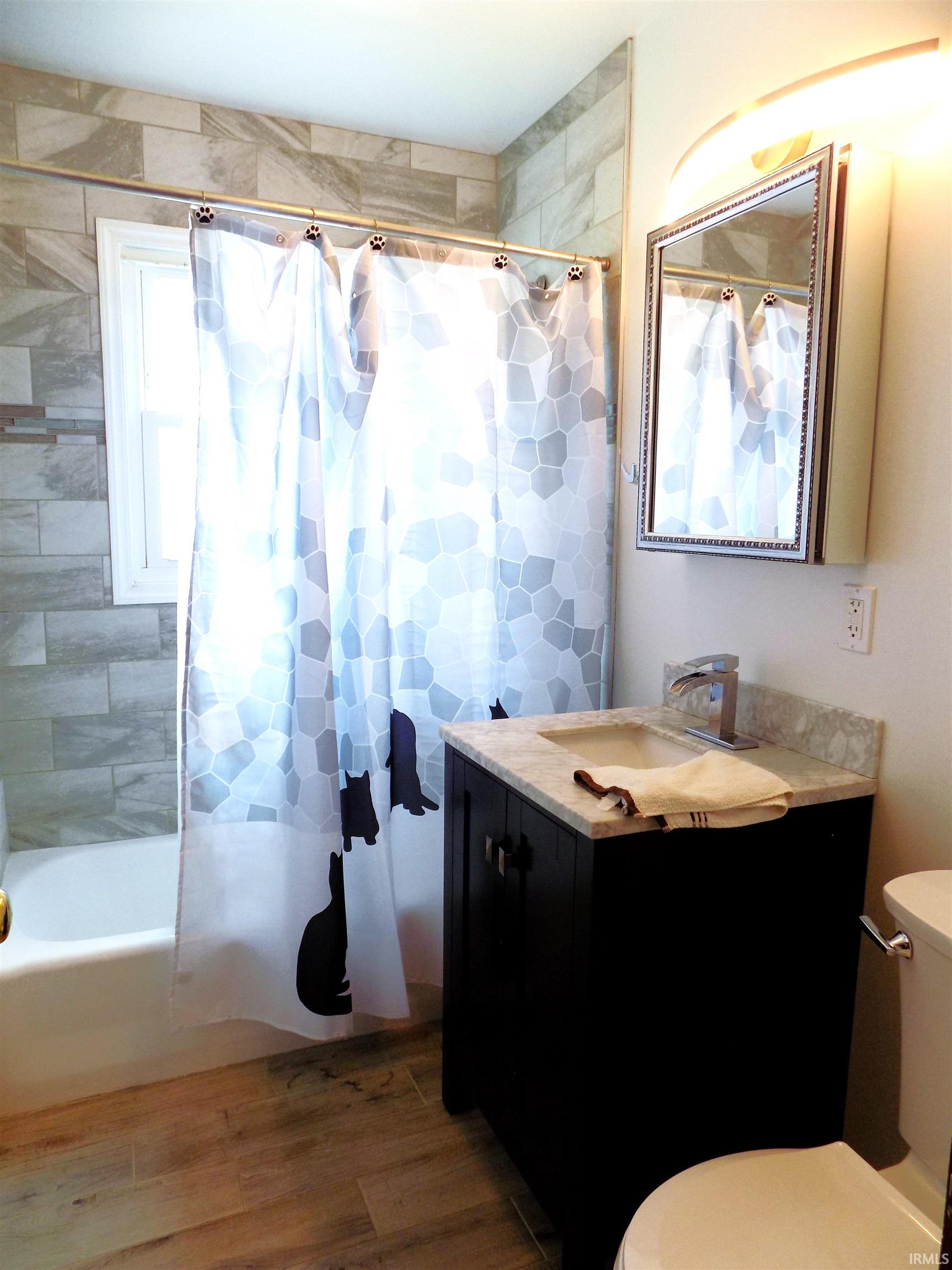 1427 Ryer Street South Bend, IN 46628 - Photo 7 of 19 Gallery Image 7