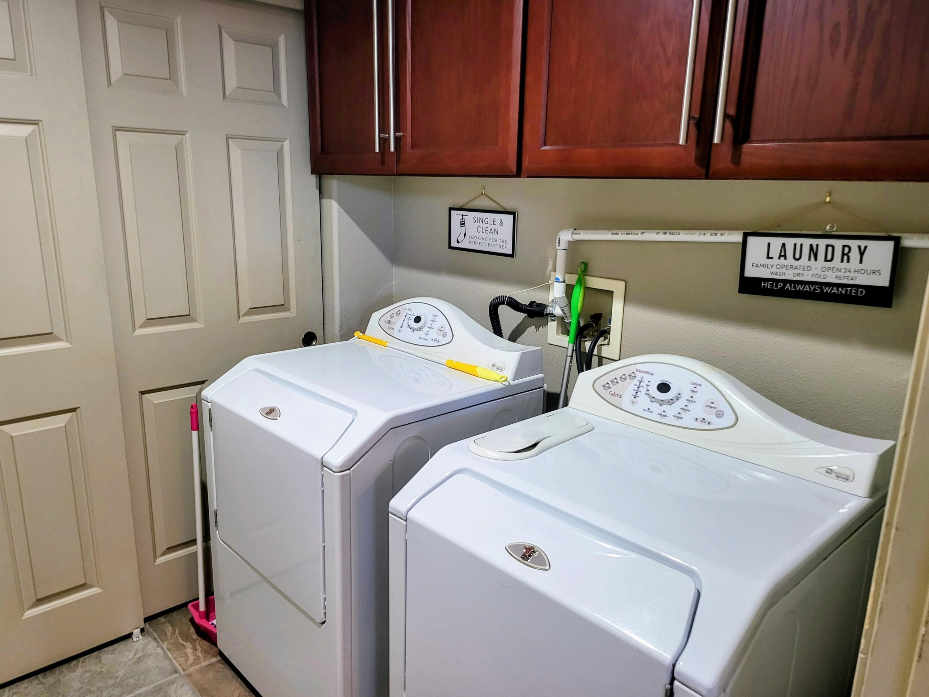 67235 Garbino Road Cathedral City, CA 92234 - Photo 18 of 45 Laundry Room